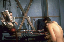 Cliquez sur cette photo gratuite de maitresse amatrice 1 pour accder  la zone membre de maitresse.